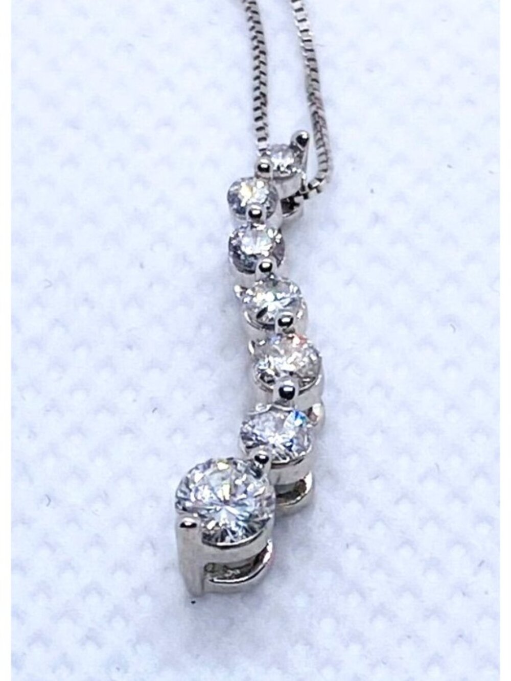 14k White Gold Journey Pendant Necklace .50ct 18"